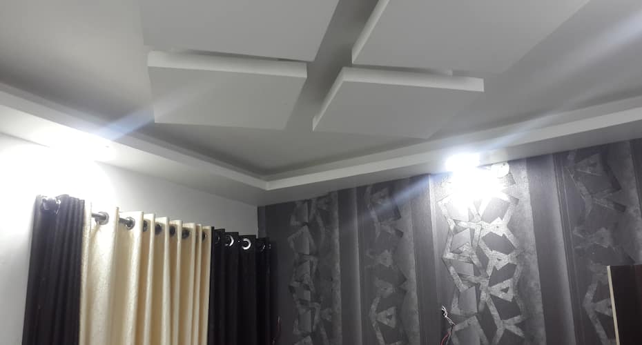 Hotel Holiday Era Lodging, Aurangabad 2